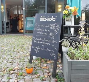 Deftige Herbsteintöpfe im museumscafé